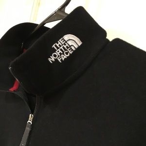 EUC North Face Pull Over Sweater